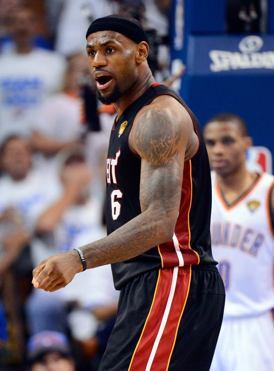 齐沃：老队员很好地接纳了年轻人；我们清楚弗拉泰西的重要性（齐沃：资深球员积极拥抱新生力量，我们深知弗拉泰西的价值）