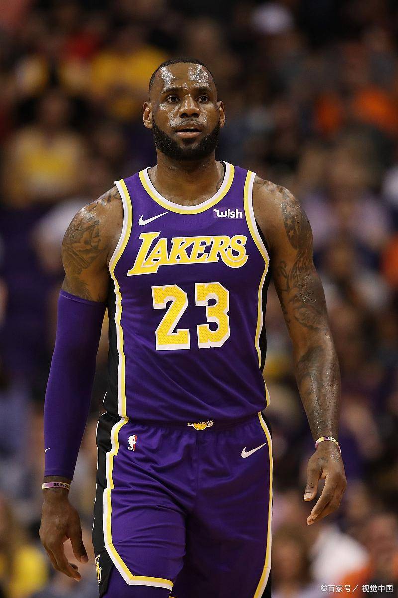 共和报：米兰正加速推进签回蒂亚戈-席尔瓦的交易（共和报：米兰加快敲定蒂亚戈-席尔瓦回归）