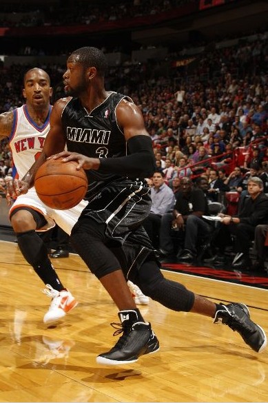 记者：西海岸下周二在杭州集结，杭州备战期间要踢一场热身赛（记者：西海岸队下周二赴杭集结，驻杭备战期间将进行一场热身赛）