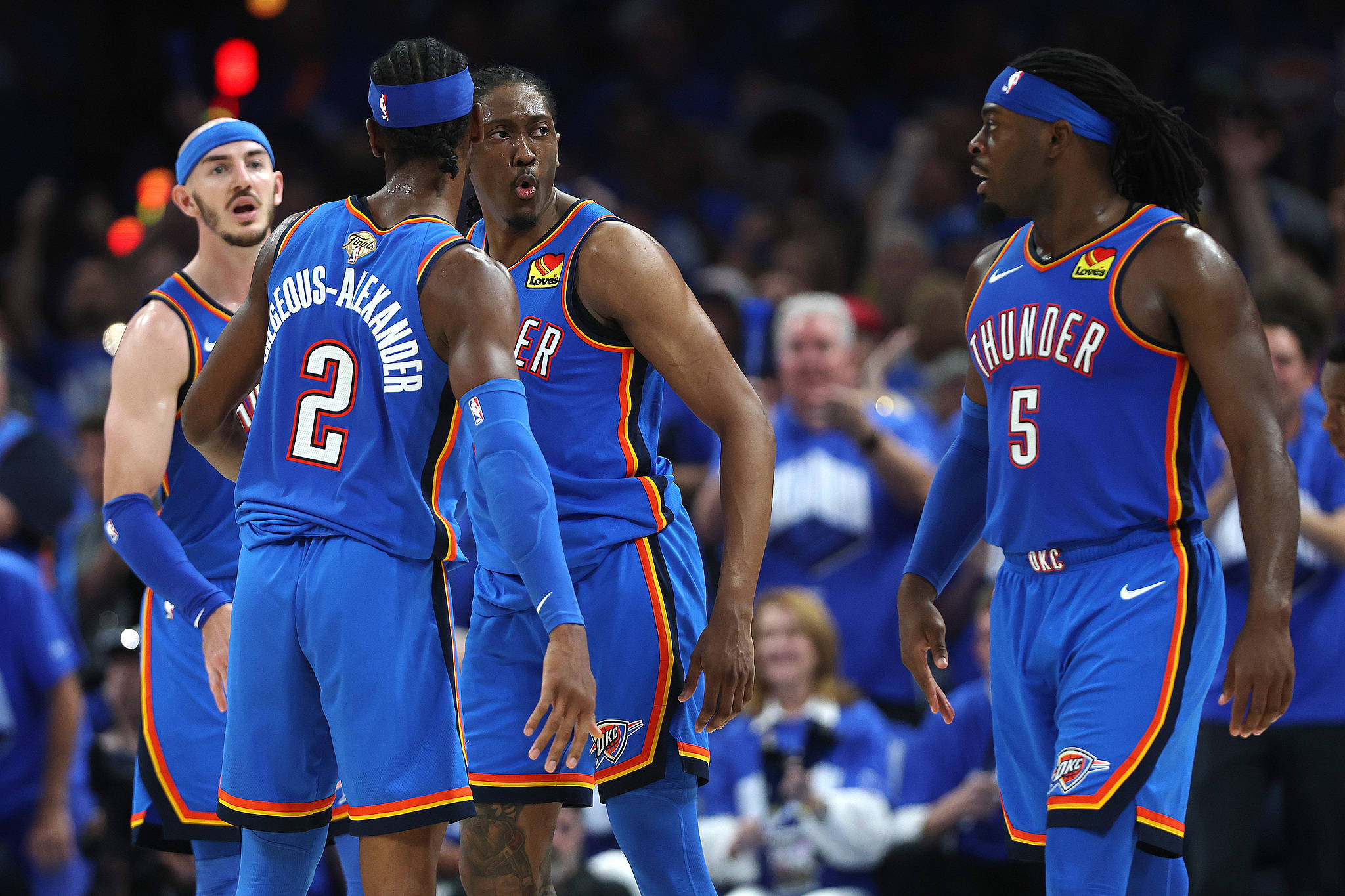 意甲官方：阿莱格里当选上月最佳主帅，率队3胜1平保持不败（意甲官方评选：阿莱格里获上月最佳教练，带队3胜1平延续不败）