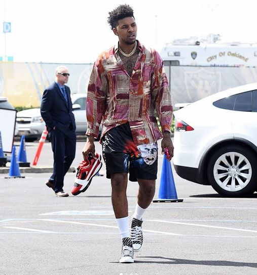 篮球场上常见的五个错误判断（篮球场上常见的五大判断失误）