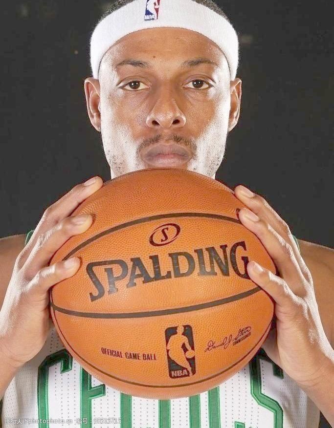 弗兰·加西亚两黄被罚下，阿隆索怒吼：别给我添乱！（弗兰·加西亚两黄变红遭逐，阿隆索怒吼：别再添乱！）