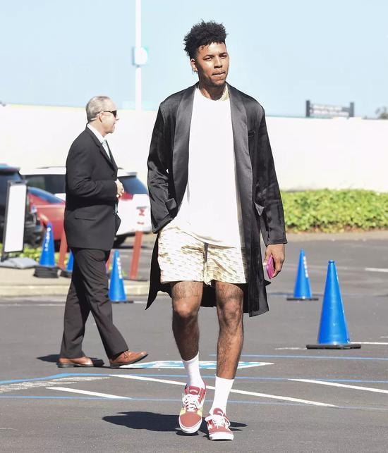 盘点吴艳妮的那些豪言壮语（吴艳妮语出惊人的那些时刻盘点）