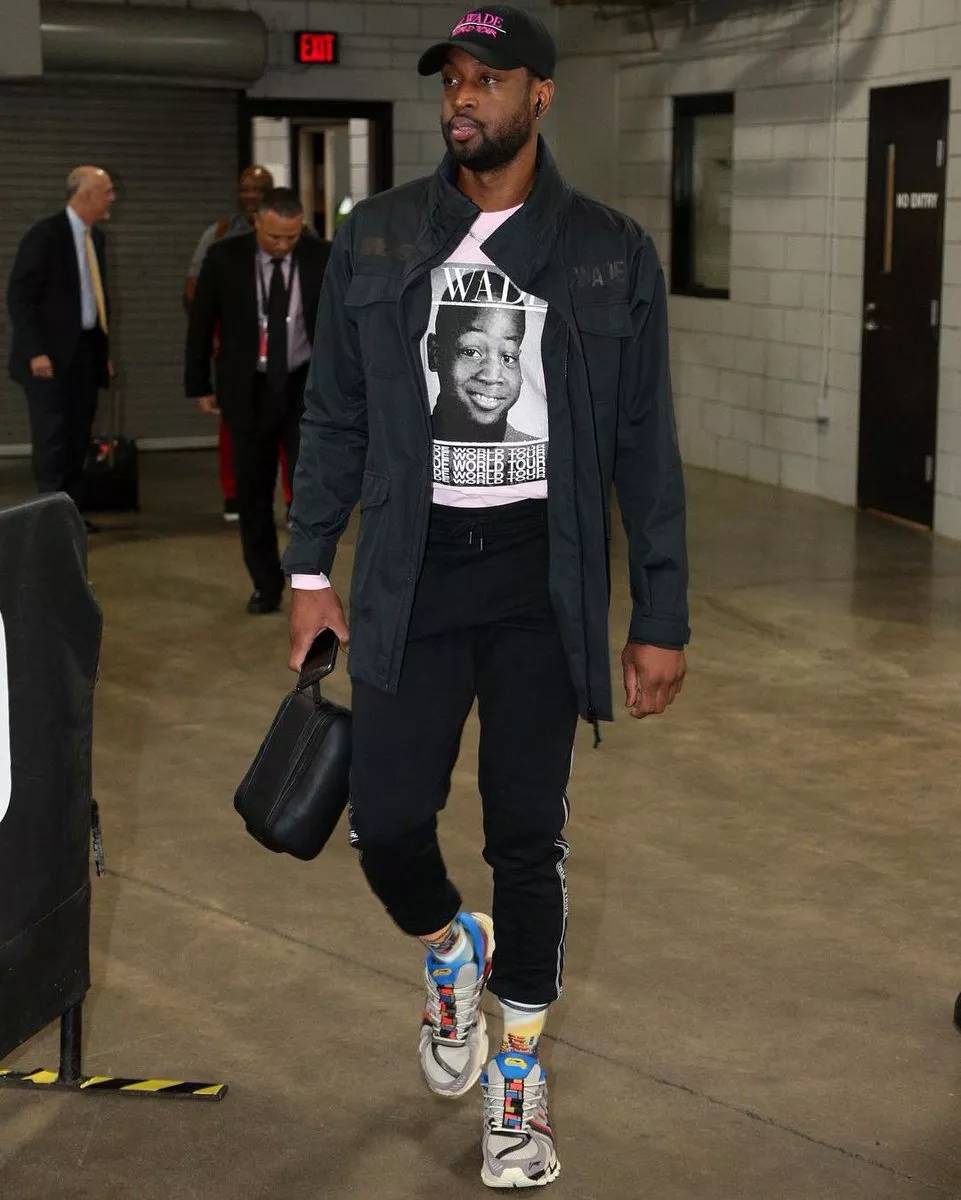 卡萨诺盛赞劳塔罗：他已经4年没去休假了，批评他的人真无知（卡萨诺力挺劳塔罗：四年未休假，批评者实在无知）