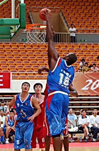 徐正源：通过视频掌握了广岛的优缺点，明天比赛绝不后退（徐正源：视频研判广岛长短处，明日比赛绝不退缩）